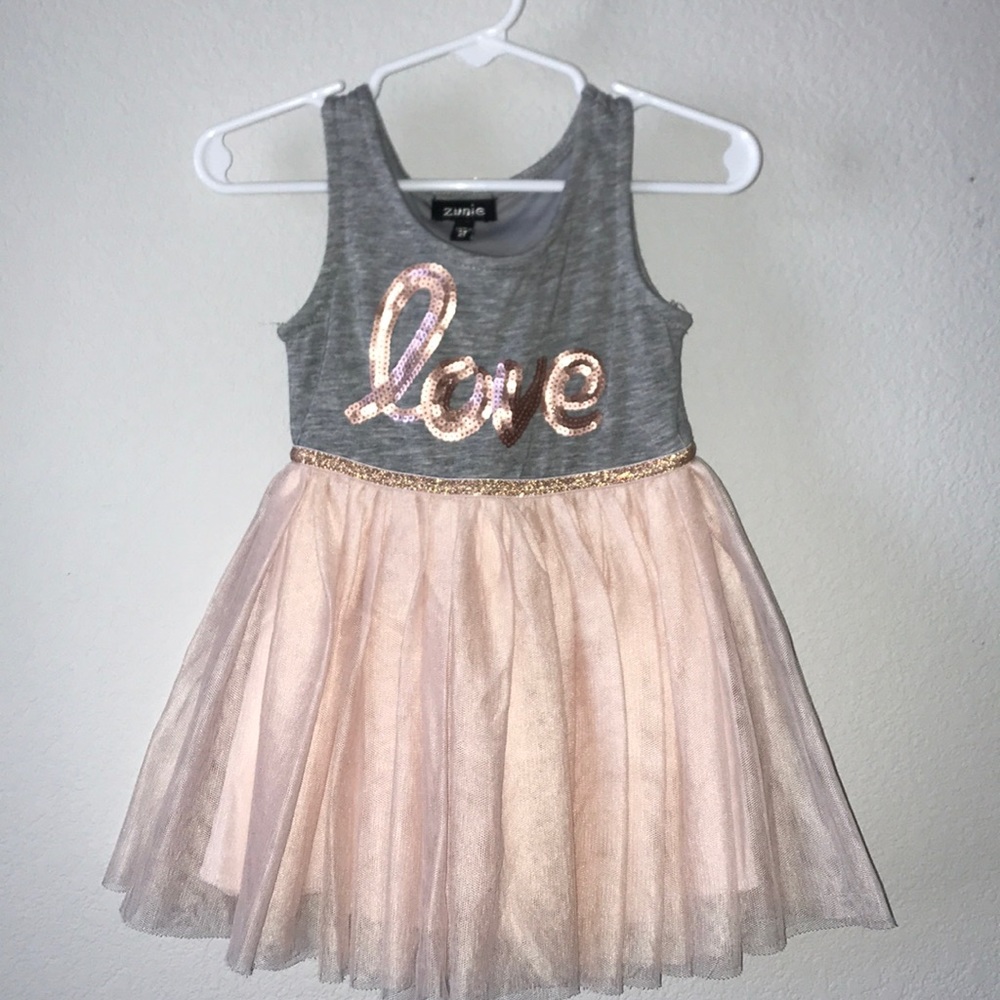 Zunie 2t “love” tutu dress